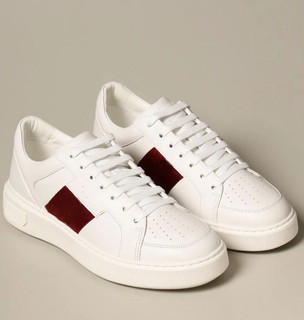 Save Big on Bulk Men's Streetwear Sneakers White Leather Stripe Sneakers  With Chunky Sole For Men Comfortable Breathable Lace Up Casual Walking