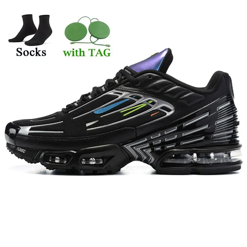 Mens Tn Plus 3 Tuned Sports Sneakers In Laser Black White
