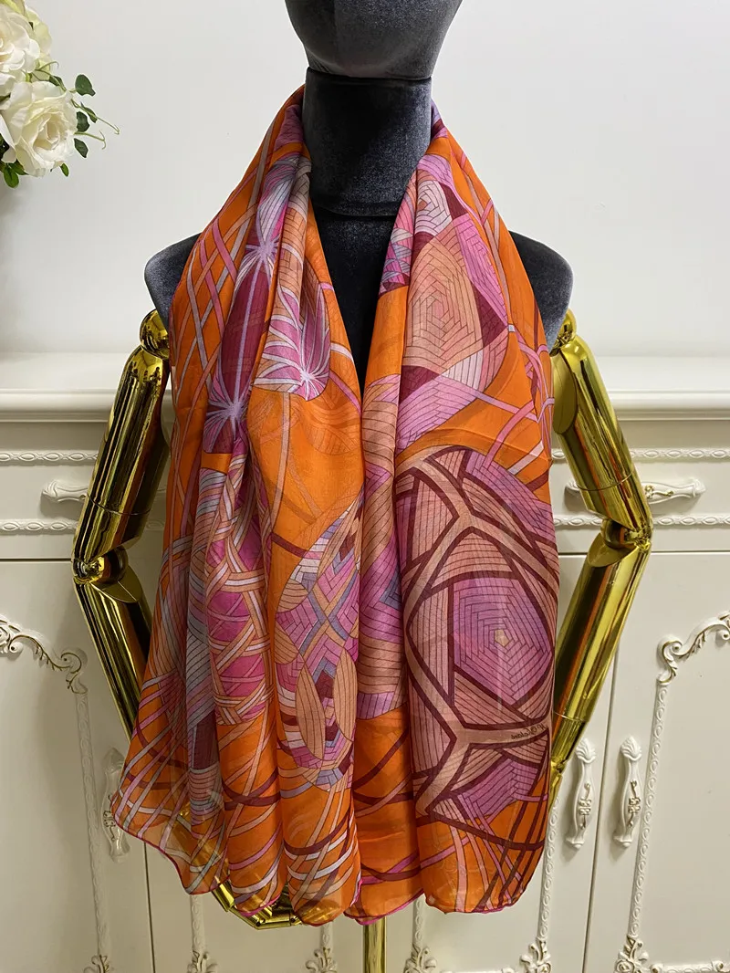 Foulard carré femme foulards 100% soie matière fine et douce motif pinte orange taille 130cm - 130cm