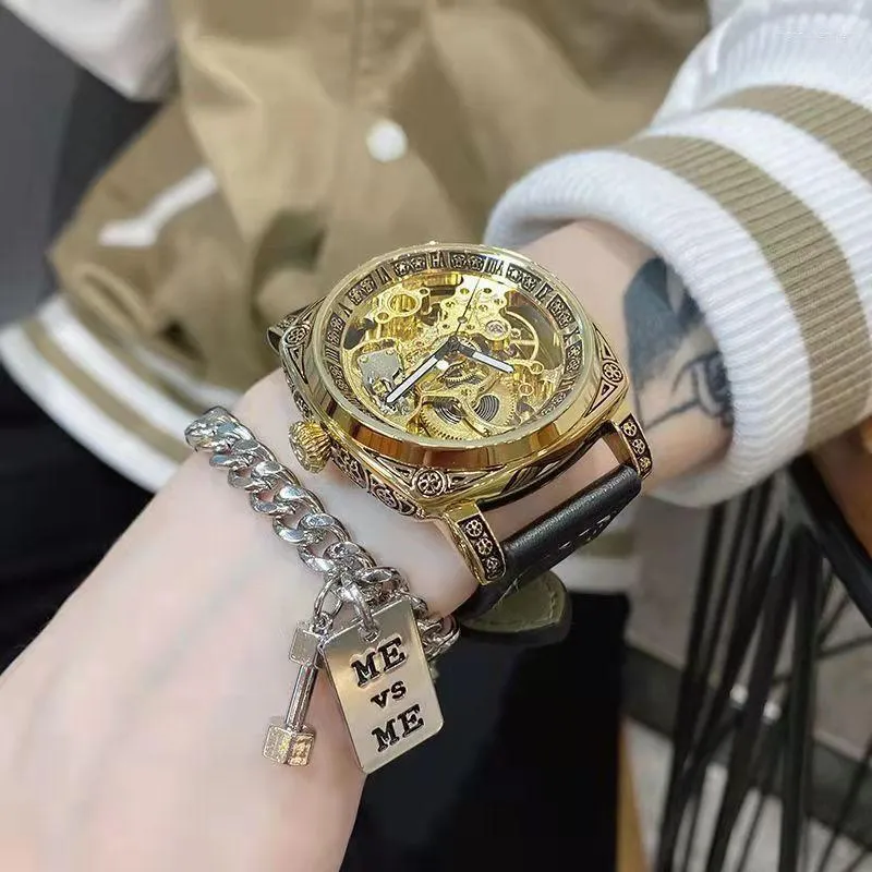 Armbanduhren Hohl Automatische Mechanische Uhr Für Männer Quadratische Zifferblatt Männliche Luxus Skeleton Gold Steampunk Uhr Mann Hombre Relogio Masculino