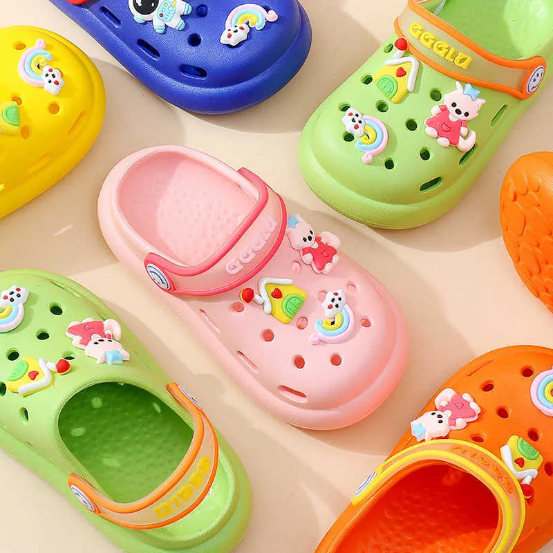 Pantoufles d'été pour enfants, sandales pour garçons et filles, chaussures de dessin animé, chaussures de jardin pour bébés, Mules EVA, chaussures de plage pour enfants de 4 à 12 ans, sabots pour enfants T230104