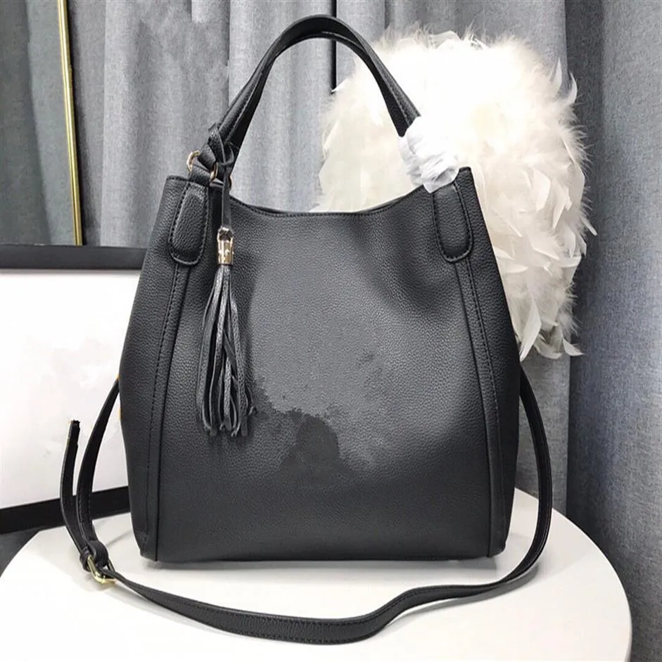 Fringed lady handbag 2021 leather luxury shoulder bag classic high-end atmosphere large capacity woman designer backpack con289a