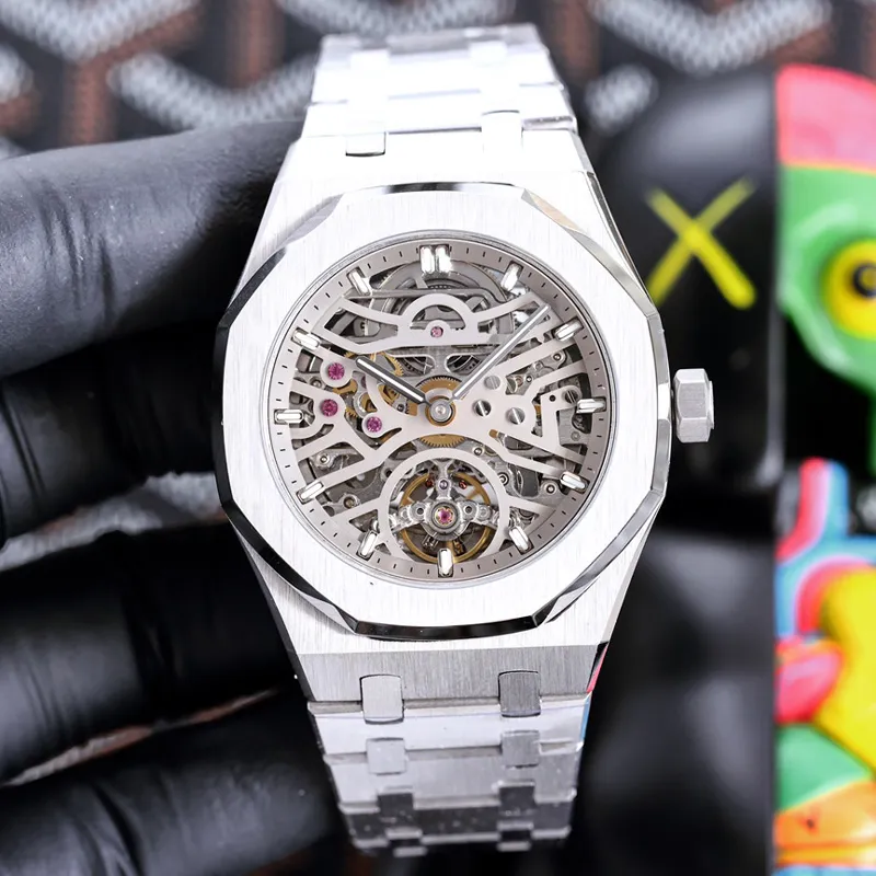 Hollow Mens Watches 자동 기계식 무브먼트 시계 45mm 패션 비즈니스 손목 시계 Montre De Luxe 남성용 선물