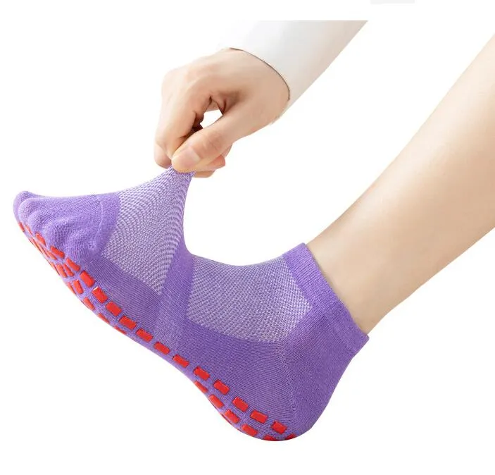 professional trampoline socks anti skid cotton breathable jumping sock kids adult silicone grips Non slip socks 4 sizes