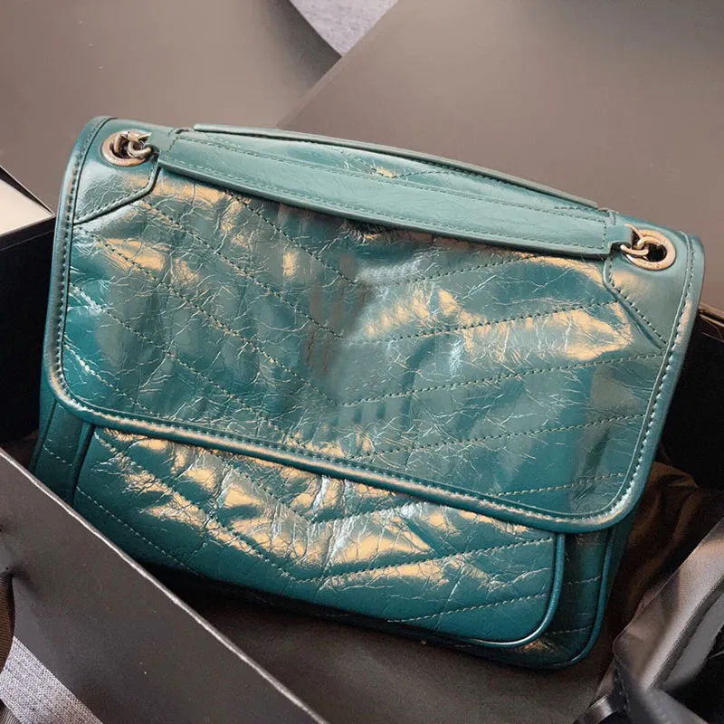 22/28cm Niki Chain Bag Super Quality Womens Flap Crossbody Shoulder Messenger Bag Luxurys Designers V￤skor Handv￤skor Purses Cowhide ￤kta l￤der Cross Body Pl￥nb￶cker