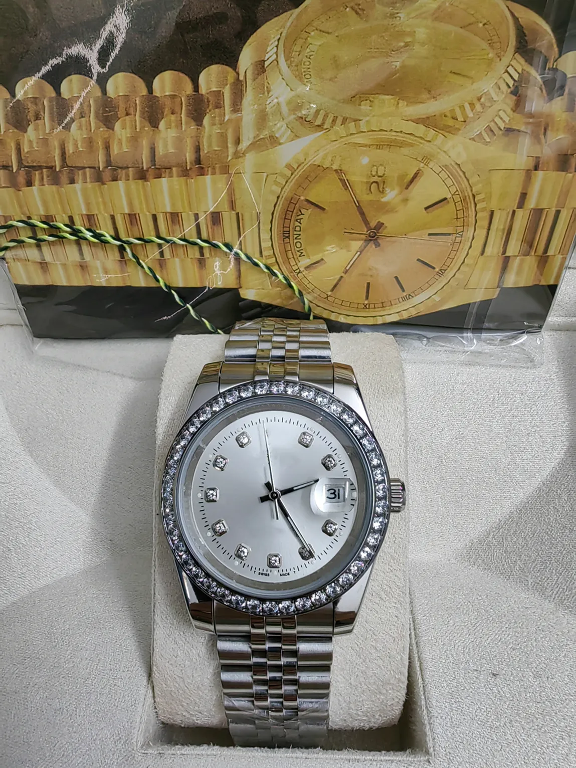 Con caja original de moda de lujo Modos de alta calidad 8K Silver Diamond Dial Bisel 18038 Automatic Mens Watch 202365