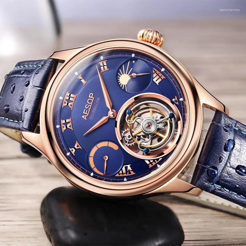 Avanadores de pulso TOP Tourbillon Assista a Multifunção Câmera Multifunção Câmera Men Mechanical Business Leather Clock