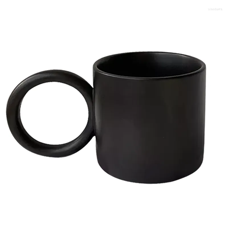 Muggar Eworld Creative Big Round Handle Cup Ceramic Personality White Black Splash Ink Milk Tea Kitchen Tablar Gemiss