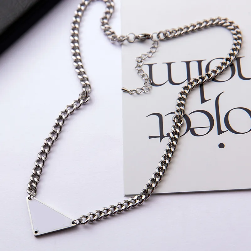 Necklace Designer Jewelry Necklaces Chain Chains Link Jewellery Letter Triangular Pendant Custom Love Pendants Women Womens Stainless Steel 2024