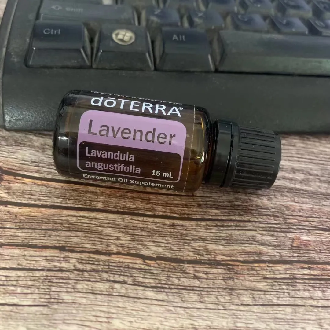 DoTERRA Womens Lavender Essential Oils For Vertigo Perfume