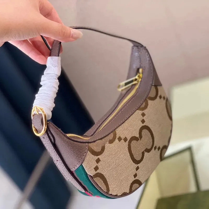 Mode onderarm tas vrouw ketting halve maan schoudertassen handtas crencent kleine bakken telefoon portemonnee lippenstift munten opslagpakketten interieur sleutelhanger beroemd ontwerp