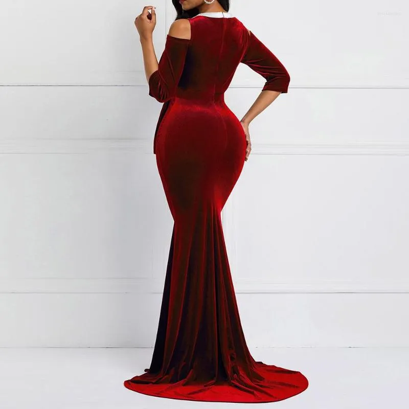 Casual Dresses Retro Red Velvet Mermaid Long Dress Women Dinner Evening Elegant Ladies Bodycon Peplum Ruffle Vintage Maxi Party