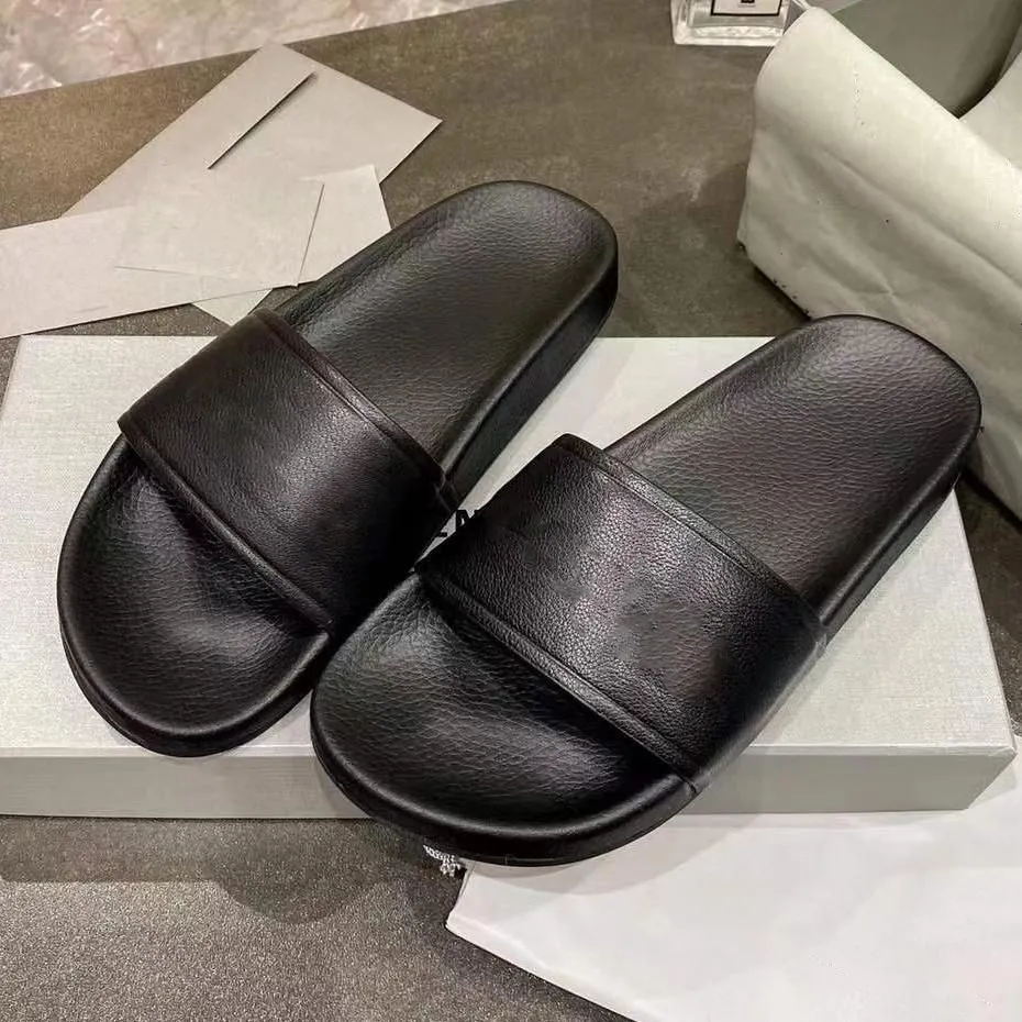 Chanclas balenciaga 2025 mujer