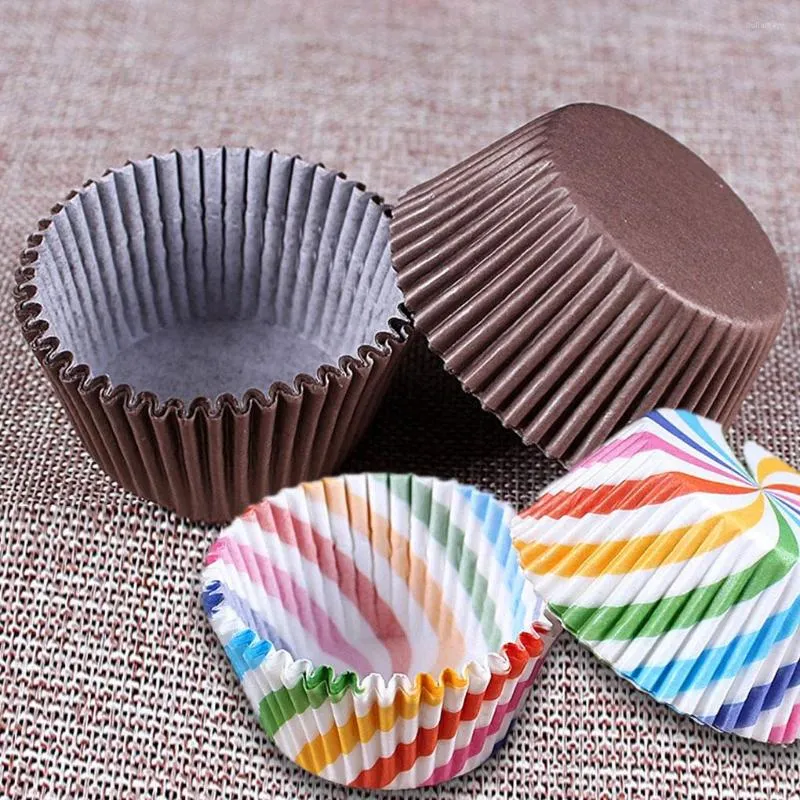 Outils de cuisson 100pcs Muffin Cupcake Papier Coupes Gâteau Formes Liner Box Cup Case Party Mold Résistant à l'huile