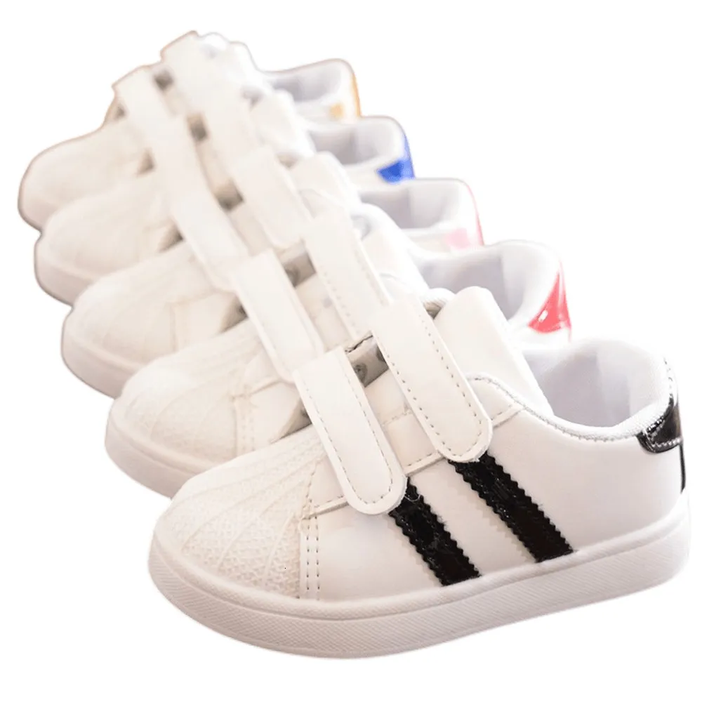 Sneakers Boys Çocuklar için Ayakkabı Bebek Kız Toddler Moda Rahat Hafif Nefes Yumuşak Spor Koşu Çocuk s 230104