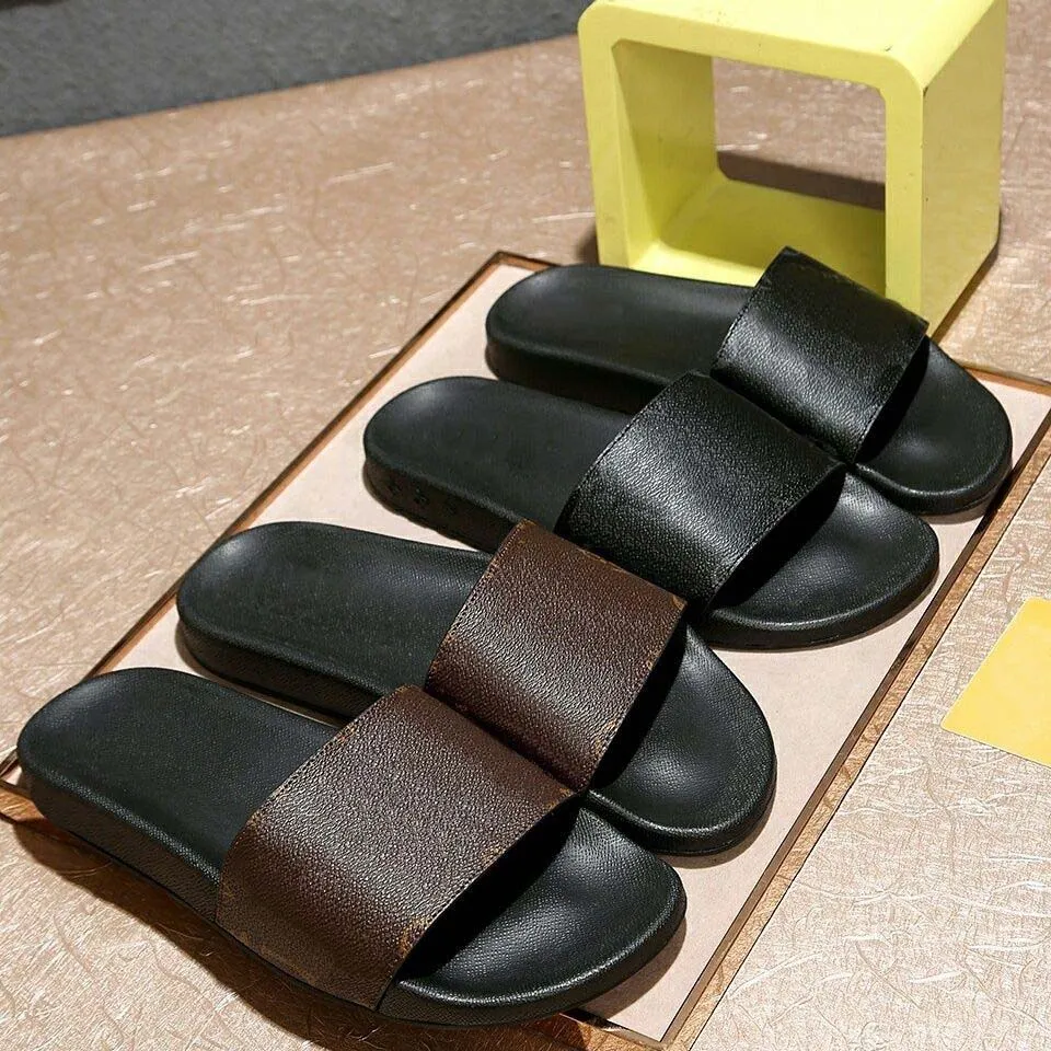 Tofflor glider med låda sandaler casual sko platt bild designer män kvinnor tofflor flip flop varumärke lättvikt hus svarta sandaler