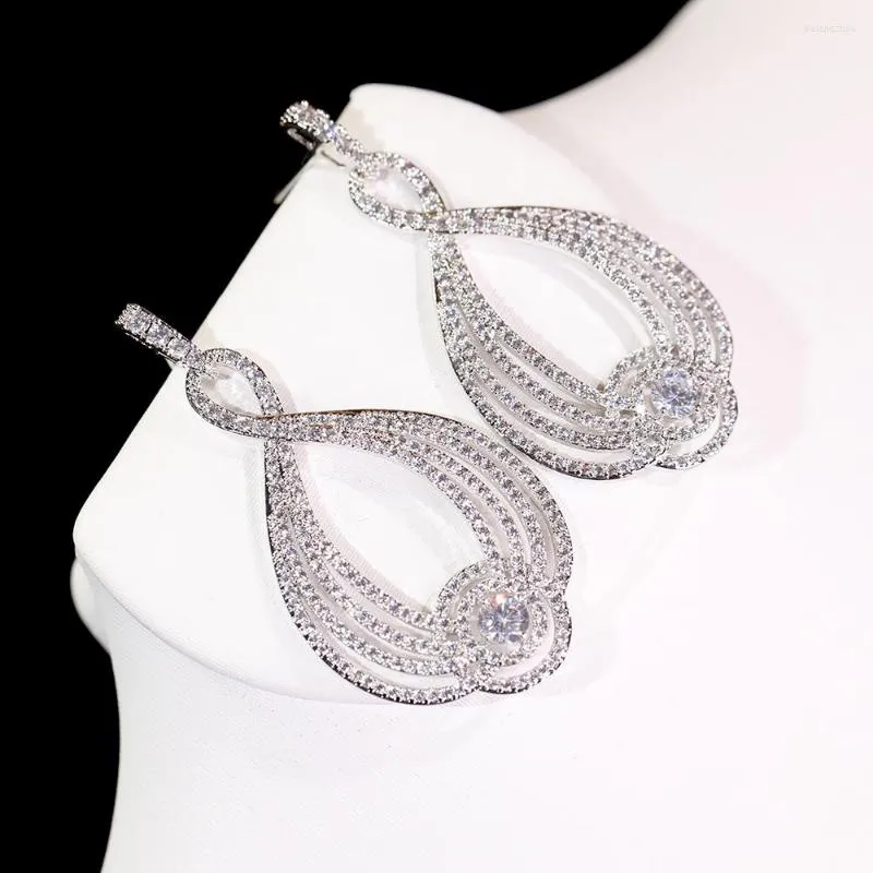 Stud -oorbellen asnora mode geometrische lange druppel voor vrouwen Europese stijl partij overdreven sieraden 00777