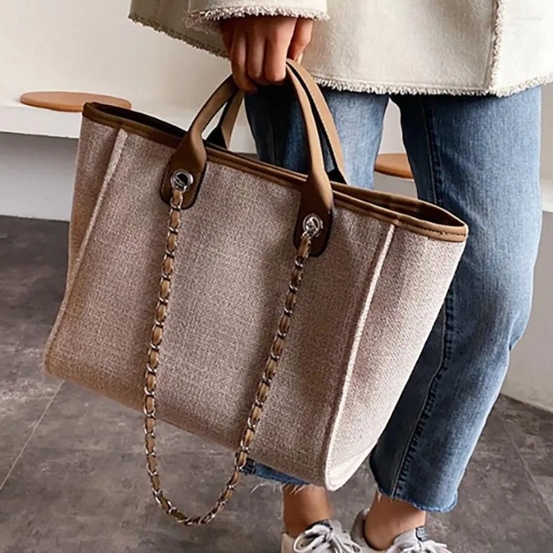 Worki wieczorowe Hisuely 2023 Trend Big Women Tote Bag Projektantka żeńska swobodna łańcuch Messenger Beach Canvas Torebki wypoczynkowe