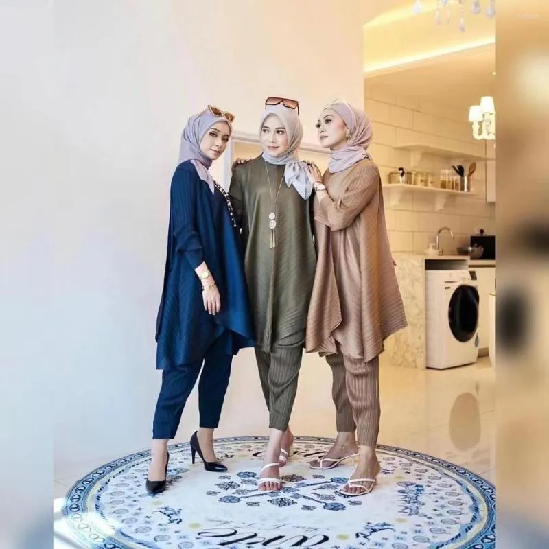 Vêtements ethniques soyeux Djellaba robe musulmane 2 pièces costumes élégant longue islamique Abayas femmes modeste usure EID ensembles WY584