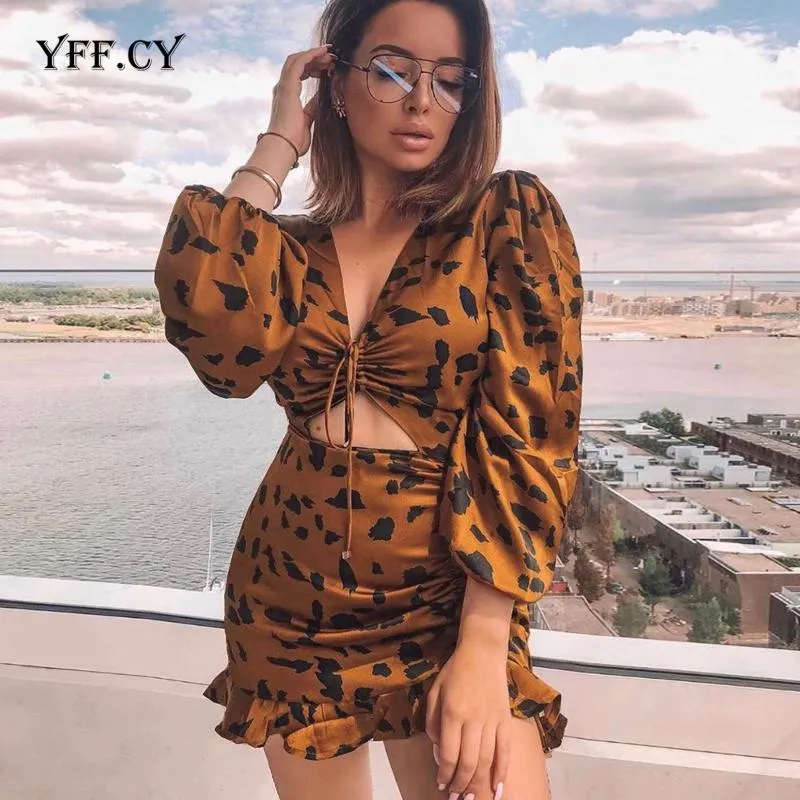 Casual Dresses Ruffle DrawString Leopard Dress Women V-Neck Puff Sleeve Sexig Mini 2023 Fashion Vintage Animal Print Ladies