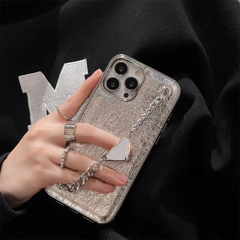 Designer Lederen Telefoon Gevallen Voor IPhone 14 Pro Max 13 12 11 Volledige Bescherming Case Met Ketting Schouder String Luxe Draagbare Mobiele Telefoon Case