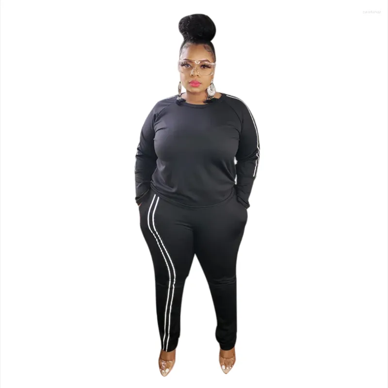 Tracksuits Plus size dames sets lange mouwstrip shirts en broek 2023 herfst tweedelige mode vrouwelijke club groothandel kleding