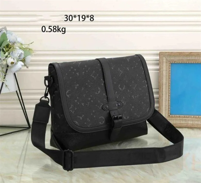 Messenger Çantalar M45911 Tasarımcılar Erkek Omuz Çapraz Vücut Çantası Eclipse Tuval Deri Siyah Çanta Erkekler Lüksler Postacı Satchels L Crossbody Cüzdan