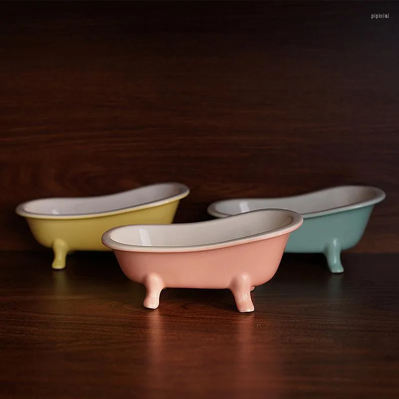 Plates Creative Candy Color Bathtub Ceramic Nordic Home Furnishings Trinets Soap Storage Modeling Dessert Fruit Dish