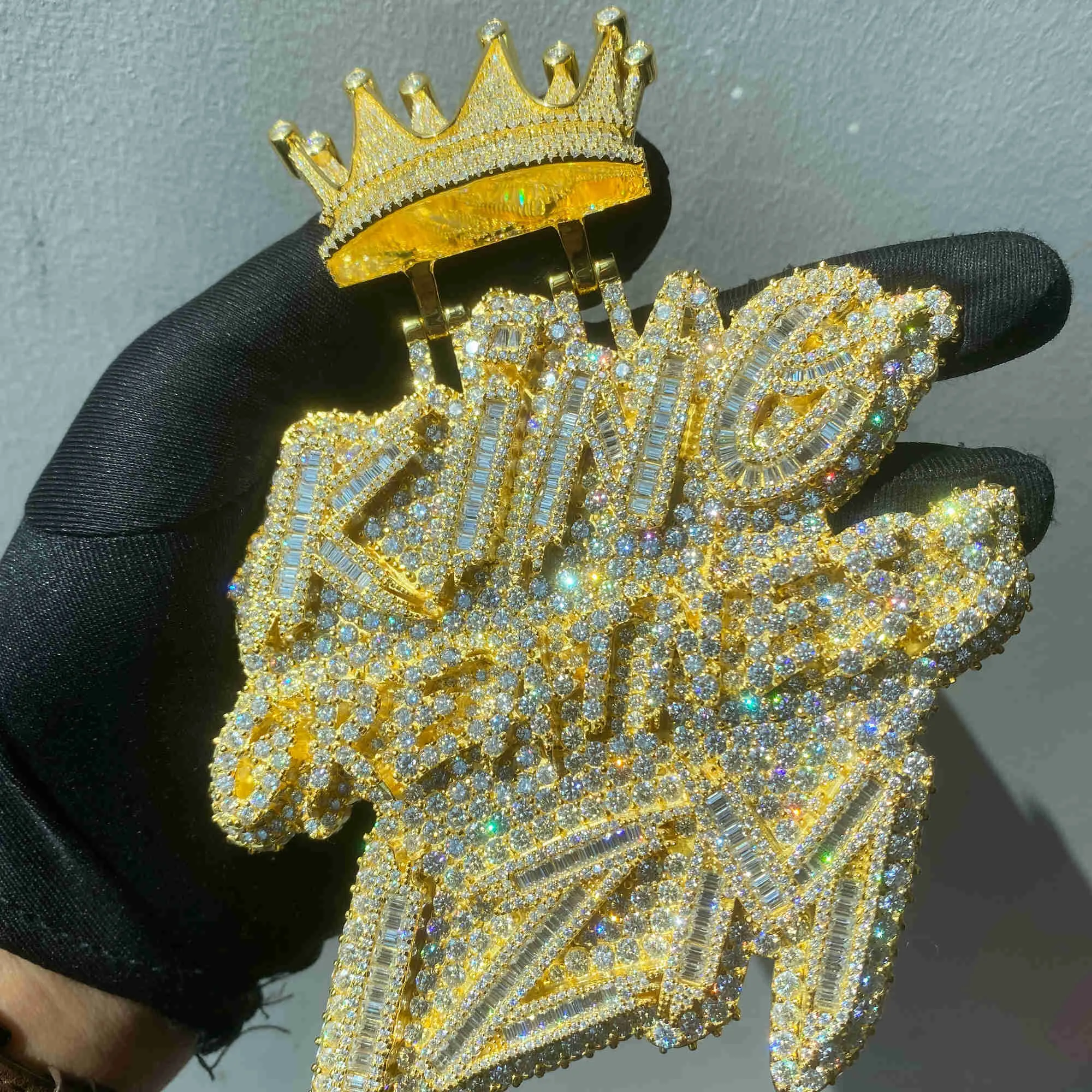 Iced Out Hip Hop Jewelry VVS Moissanite Diamond Custom Letter Pendant Cuban Chain Necklace