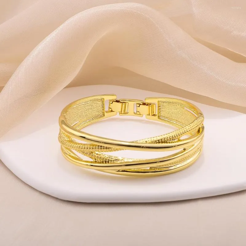 Bangle Dubai Chain Cuff for Women Scale Shape Plated Armband Jewelry Nigerian Wedding Party Gift