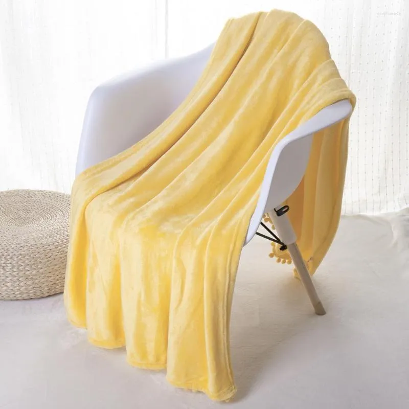 Blankets BATTILO 2023 Flannel Throw Blanket Super Soft Cozy Warm For Sofa Light Weigh Throws Decorative Bed