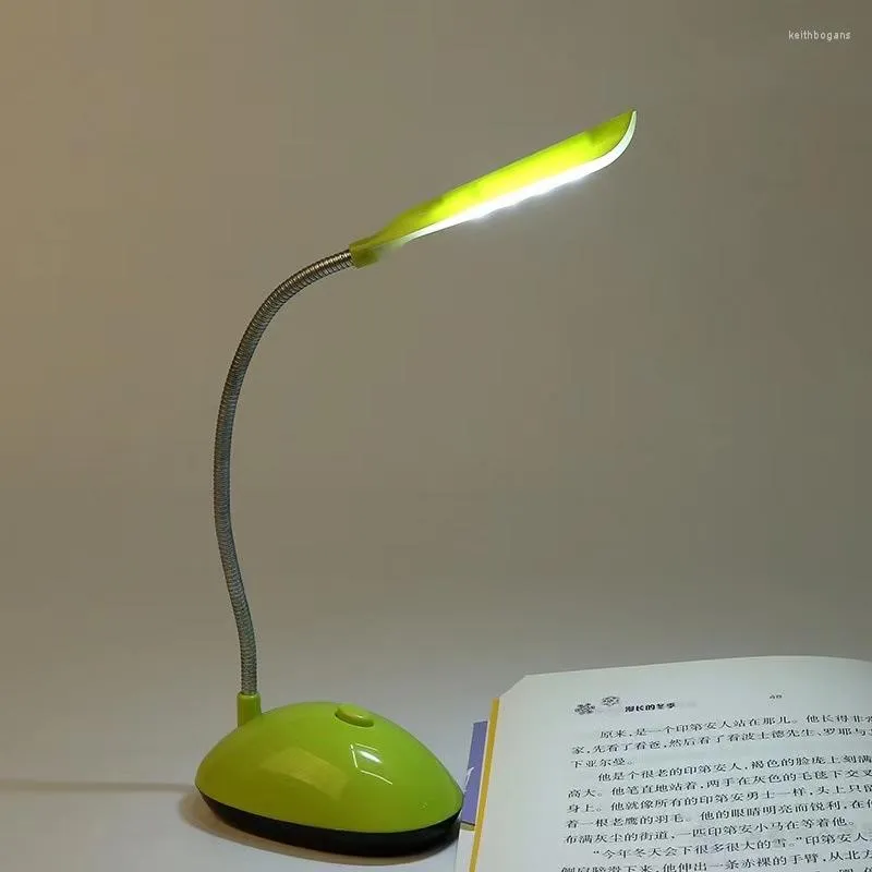 Tafellampen bestudeer boekverlichting bedlamp leesstudenten kantoor licht voor slaapkamer batterij aangedreven LED -bureau