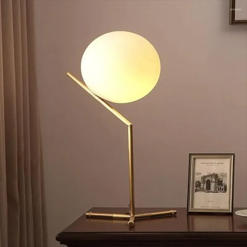 Tafellampen Neerslagachtig glas licht postmodern eenvoudig zwart wit goud slaapkamer bedkamer leeskamp