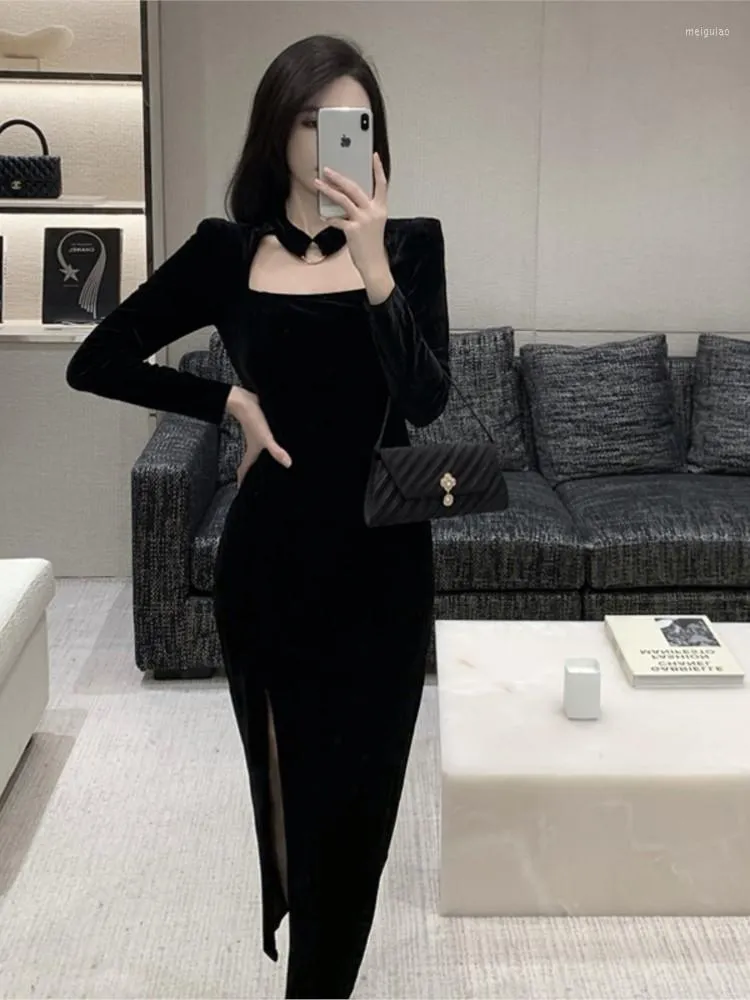 Long Sleeves Winter Velvet Coffee Party Dress Long Sleeves Winter Velvet Coffee Party Dress