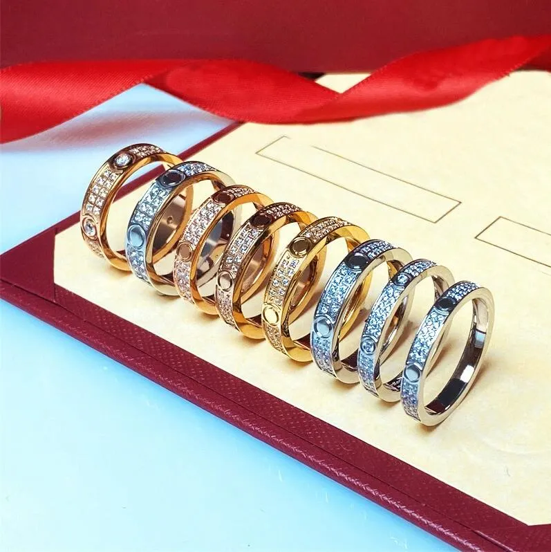 Anillo de tornillo de amor de diamante completo Anillos para hombre Joyas de diseñador de lujo clásico Mujer Acero de titanio Aleación Oro chapado en oro Plata Rosa Nunca se desvanece No es alérgico con caja roja