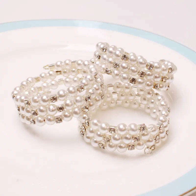Pearl Napkin Ring Hotel Wedding Decor Napkins Buckle Birthdays Festival Party Banquet Table Decoration Round Towel Rings BH6846 TYJ