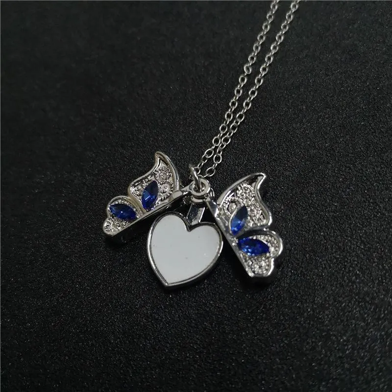 Pendentif Colliers Sublimation Blanc Papillon Médaillon Po Pendentifs Saint Valentin Cadeau Transfert Impression Consommable 15 pcs/lot