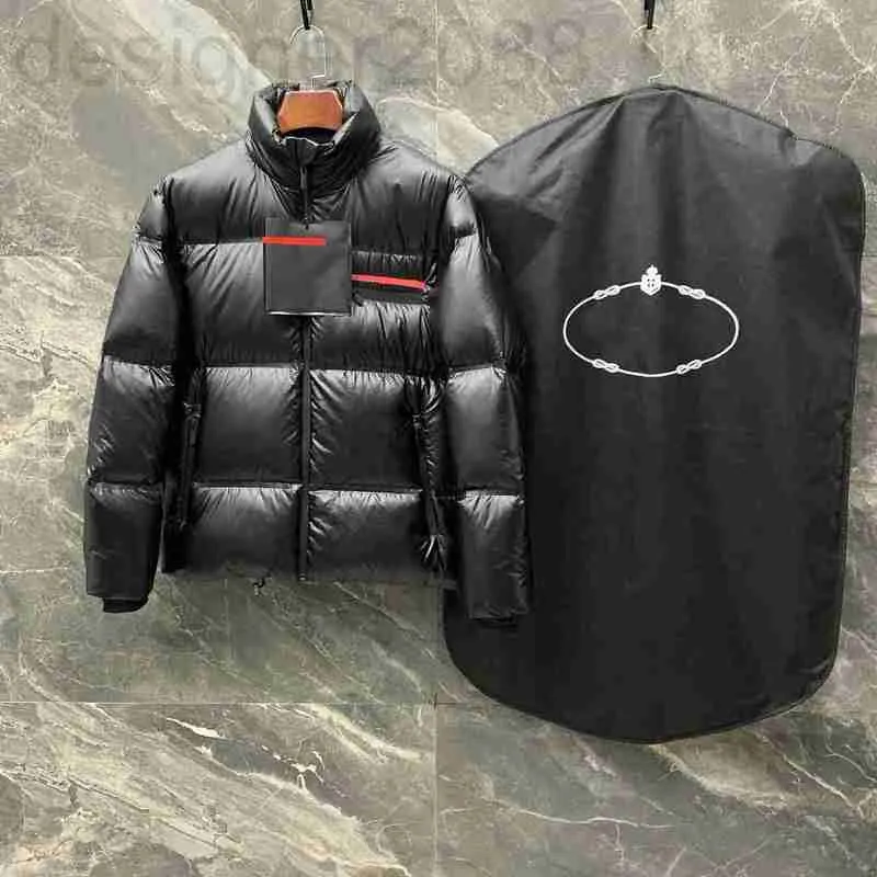 Parkas de plumón para hombre Chaqueta de diseñador Invierno de lujo con capucha Insignia de triángulo delgado Abrigo exterior de calidad superior 96UL