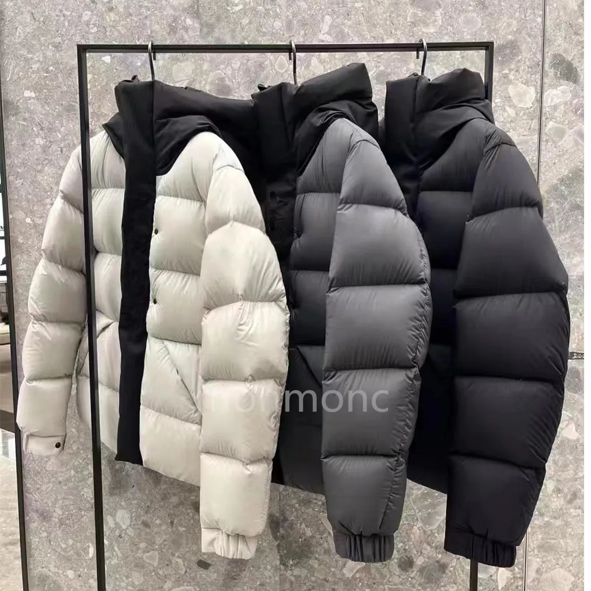 Vestes pour hommes Down Classic-Down Mounds Winter Puffer Jacket Quality Designer Parka Femmes Mabinet d￩contract￩ Unisexe Ext￩rieur Vestes de plumes chaudes