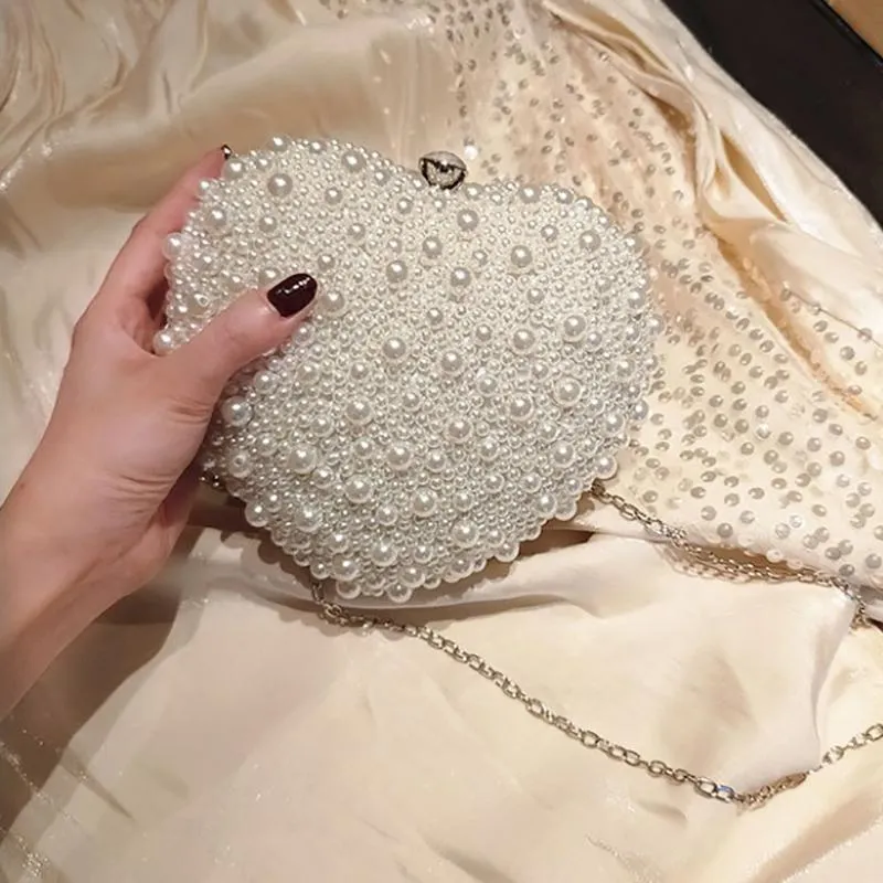 Evening Bags Silver Chain Bag Purses And Handbags Luxury Designer Pearl Heart Clutch For Wedding Party Elegant Female Fashion WhiteEvening