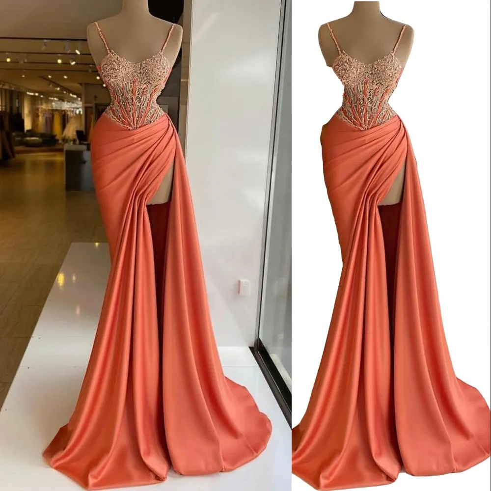 2023 Sexy Orange Prom Dresses Spaghetti Straps Lace Appliques Crystal Beads Sleeveless Mermaid High Side Split Sweep Train Plus Size Long Party Evening Gowns