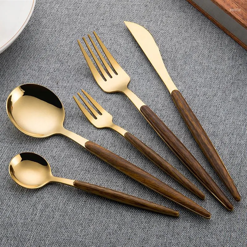 Dijkartikelen Sets 30 stks Golden Golden Overdekte bestek Set Flatware -servies met houten handgreep metalen lepel vorkmes