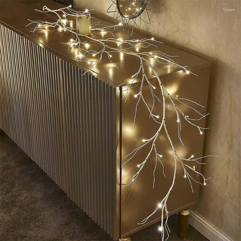 Strings Birchlitland Birch Garland Lights 48 LED a batteria - Ramoscello di vite illuminato per la decorazione del camino Uso interno ed esterno