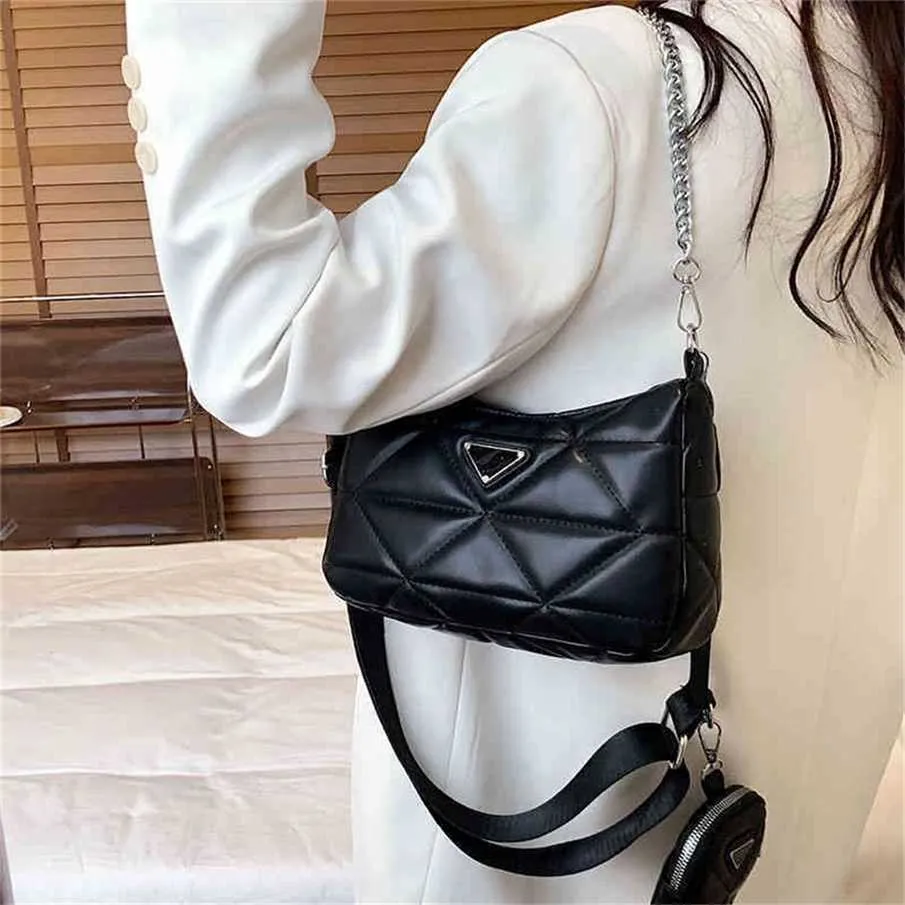 Ucuz cüzdan çantaları% 80 indirim yüksek versiyonu sonbahar çok yönlü kafes geniş kayış iki parçalı messenger deri tek diyagonal açık kadın moda11
