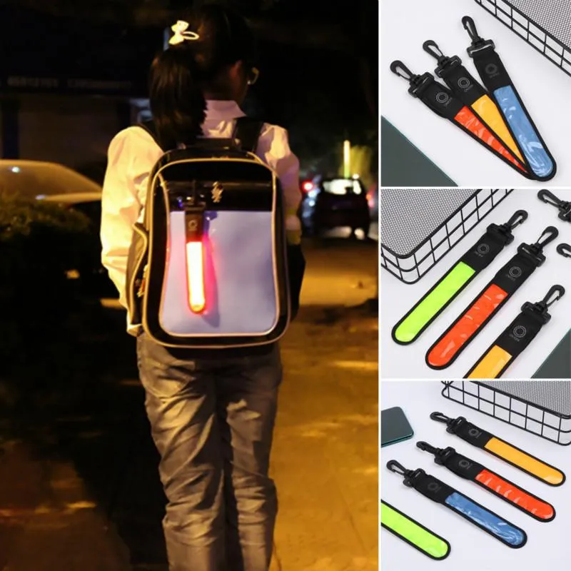Knäskydd armbåge LED -ljus reflekterande säkerhetsbälte rem för utomhussportkväll som kör cykeltillbehör Belysning dekor hänge