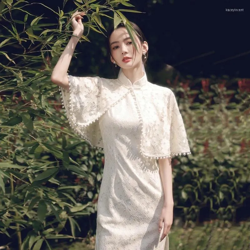 Etniska kläder cheongsam klänning modern 2023 kinesisk retro spets qipao klänningar med pärla sjal tvådelar eleglant cheongsams orientaliska parti