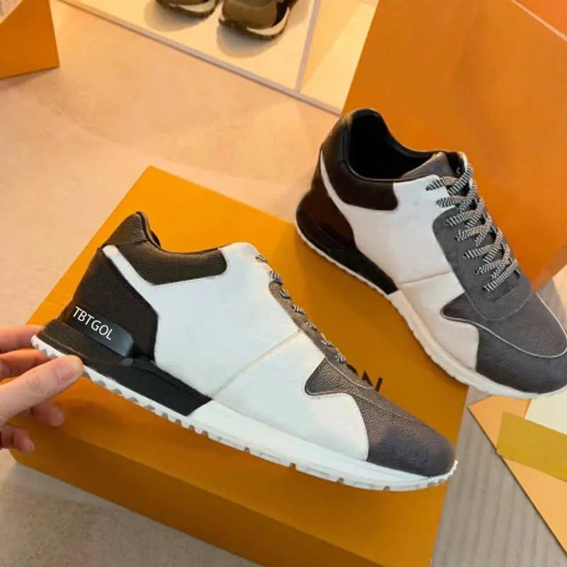 Klassiska Sneakers RUN AWAY Sneaker Kvinna Man Löparsko Läder Mesh Sport Tennisskor Sneakers Löpning Designer Sneakers Casual Andas Mix Färg NO12