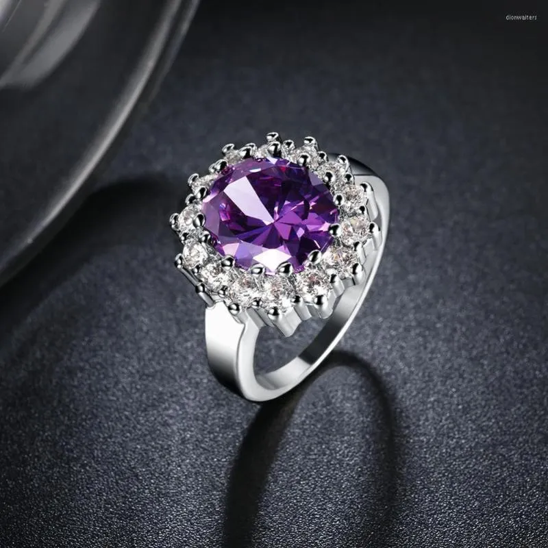 Anneaux de mariage mode blanc CZ violet zircon cubique bijoux pour femmes couleur argent rempli cadeau bague de fête AR2106