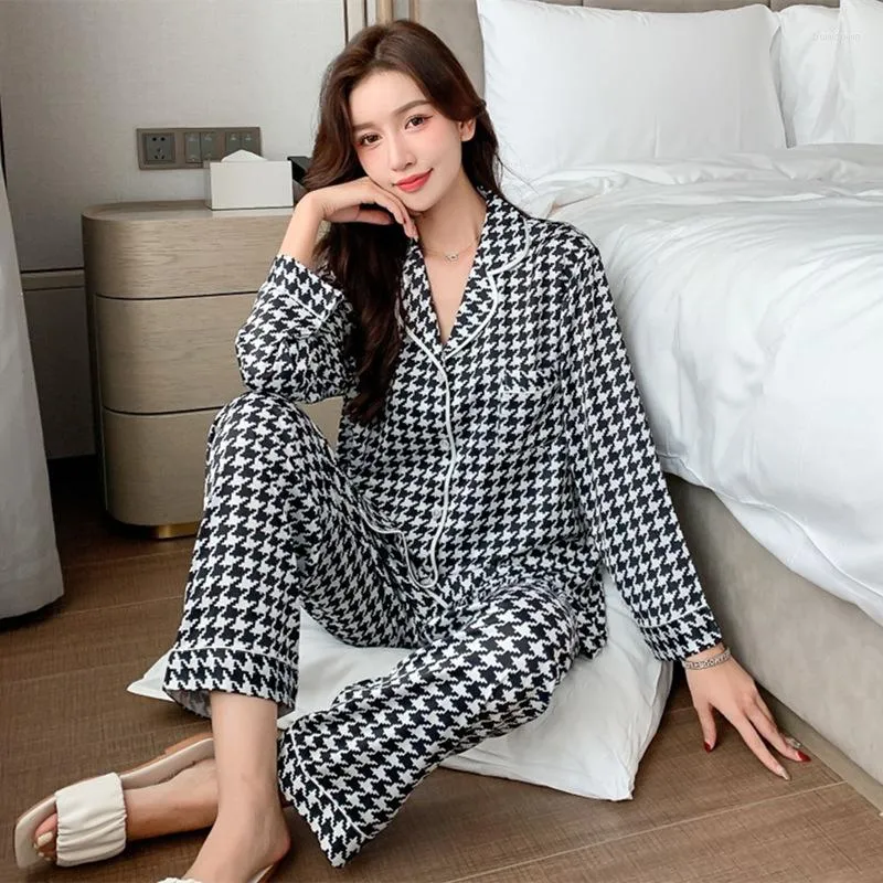 Women's Sleepwear Women's Pajamas Long Cardigan Sexy Pyjamas Silk Cartoon Home Service Pajama Sets Nightie Plus Size Ling297S