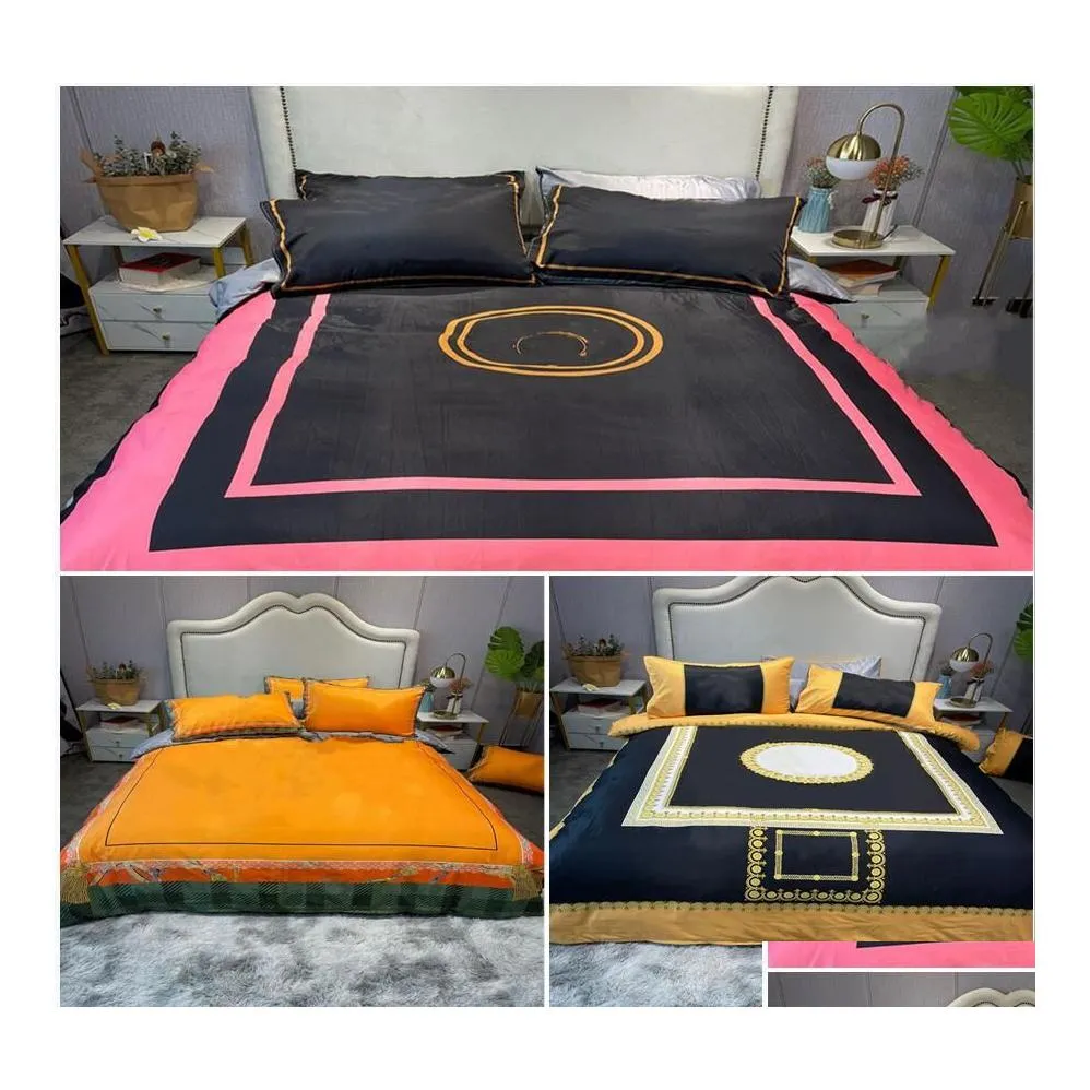 Juegos de ropa de cama Diseñador de la marca Edredón Er Hoja de cama Fundas de almohada Conjunto Edredón de moda Ht1738 Entrega de la gota Hogar Jardín Textiles Suministros Dhijd